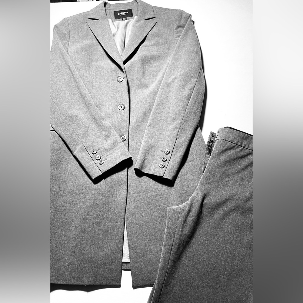 Express Gray Women's Pants Suit Set 5/6